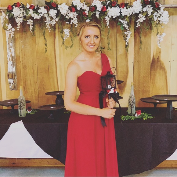 Meet your Posher, Taylor - Picture 1 of 1